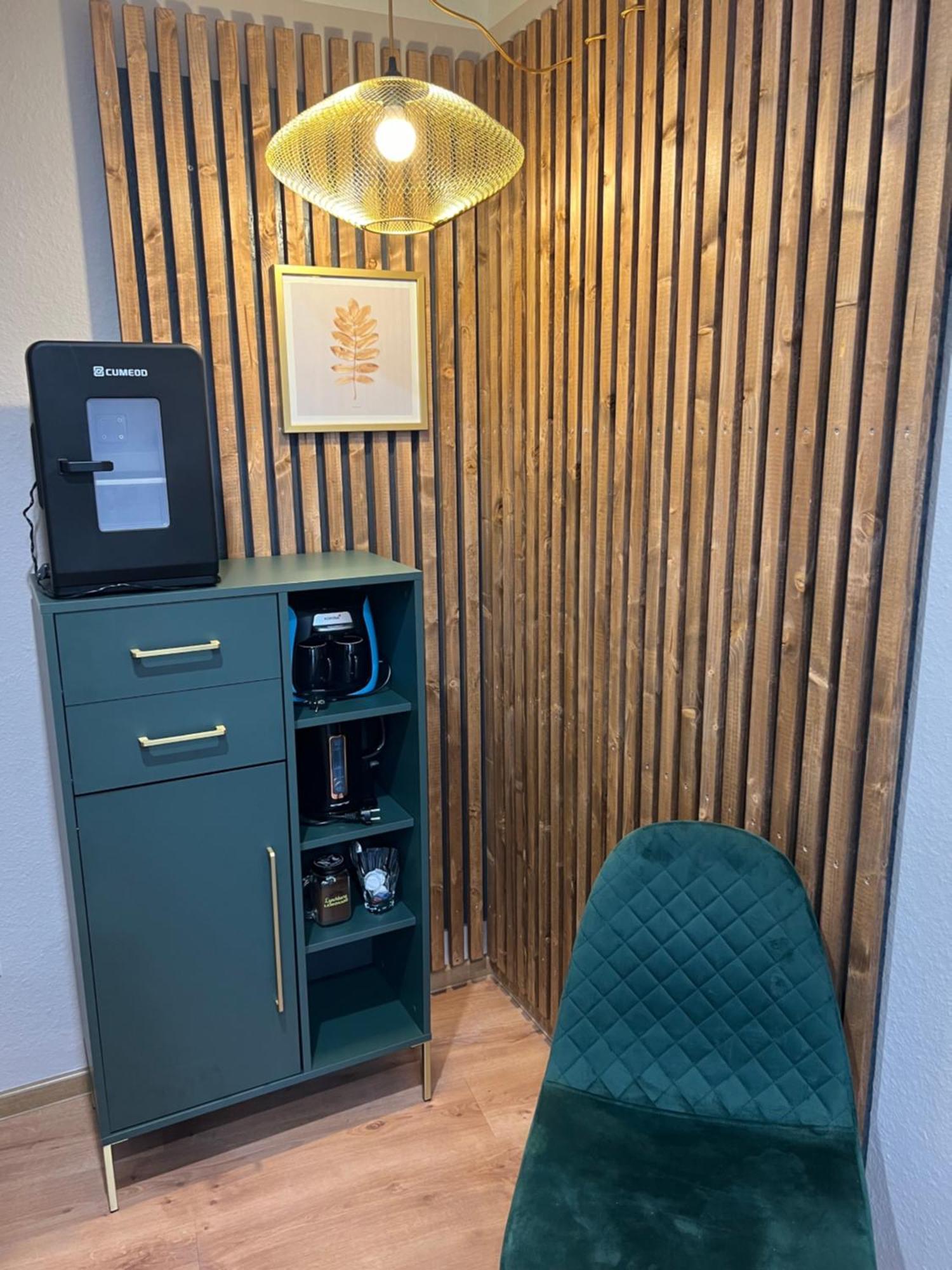 卡洛林酒店 塞巴特黑灵斯多夫 外观 照片